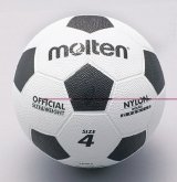 《モルテン》亀甲ゴムサッカー
